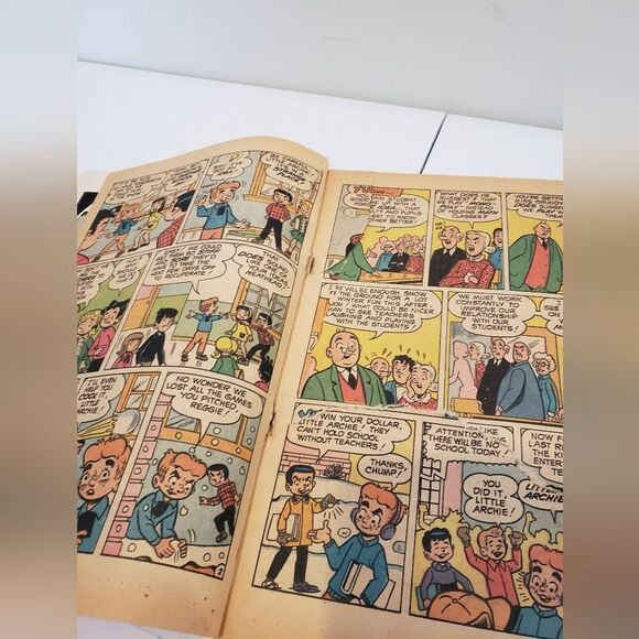 The Adventures of Little Archie Comic Book - Picture 4 of 6